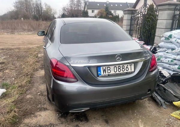 Mercedes-Benz Klasa C cena 52000 przebieg: 212000, rok produkcji 2018 z Warszawa małe 301